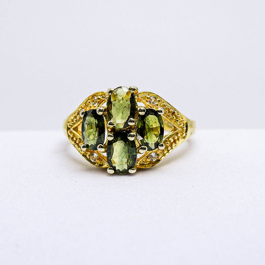 แหวนเงินแท้ 925 ฝังพลอย เขียวส่อง (green Sapphire) + ไวท์โทพาส (whitetopaz)