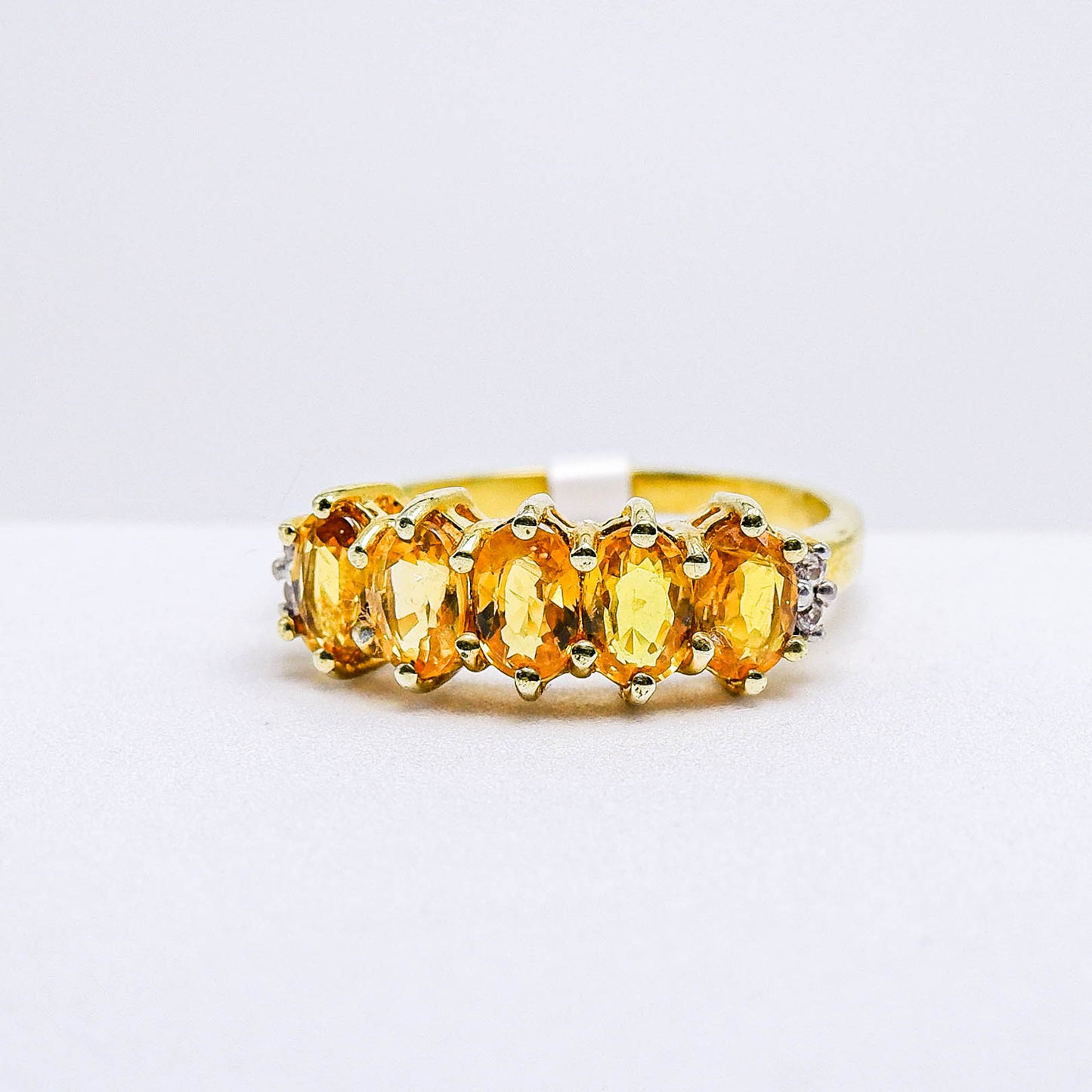 แหวนเงินแท้ 925 ฝังพลอย บุษราคัม (Yellow Sapphire) + เซอร์คอน (Zircon)