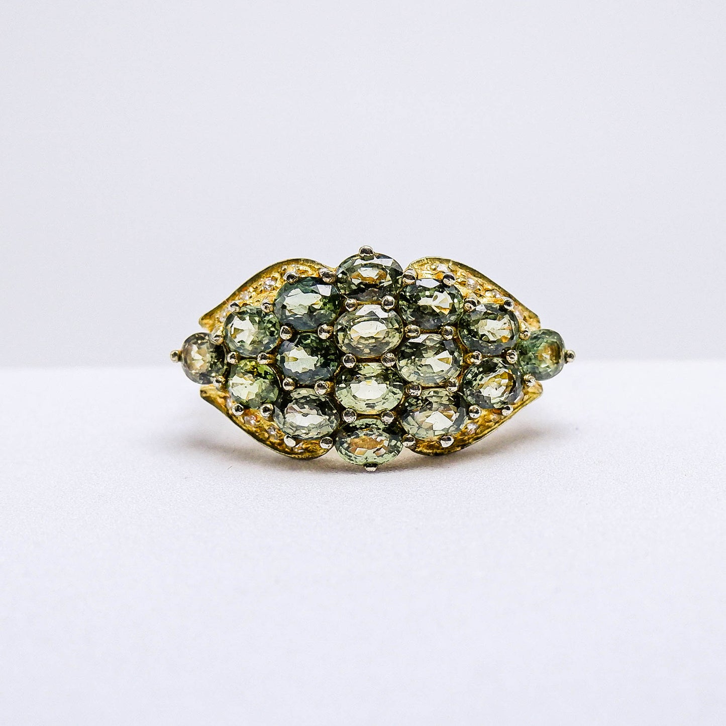 แหวนเงินแท้ 925 ฝังพลอย กรีนแซฟไฟร์ (Green Sapphire) + เซอร์คอน (Zircon)