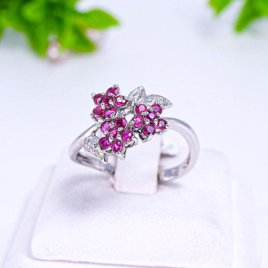 แหวนเงินแท้ 925 ฝังพลอย ทับทิมไทย (Siam Ruby) + เซอร์คอน (Zircon)