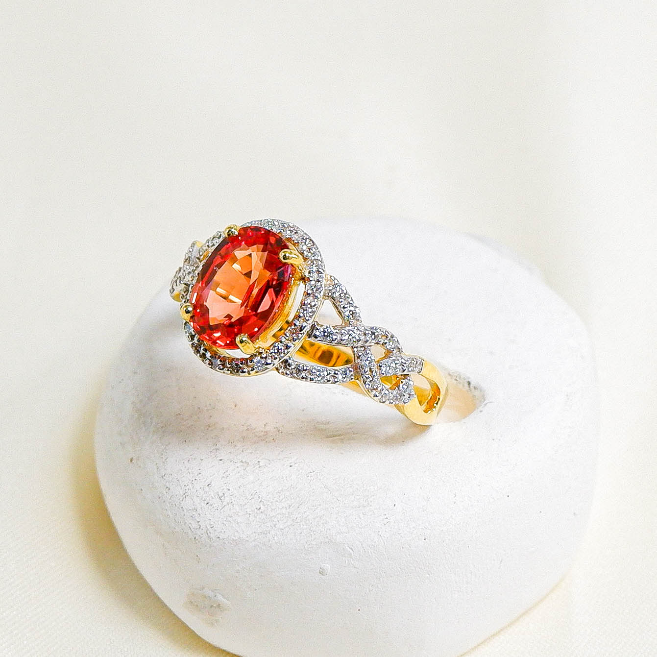 แหวนทอง9K ฝังพลอยแซฟไฟร์ (Sapphire) + เพชร (Diamond)