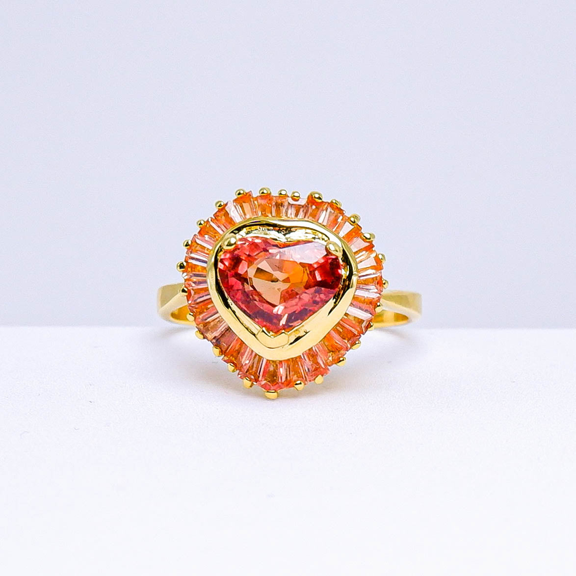 แหวนทอง9K ฝังพลอยพัดพารัดชา (Padparadcha)