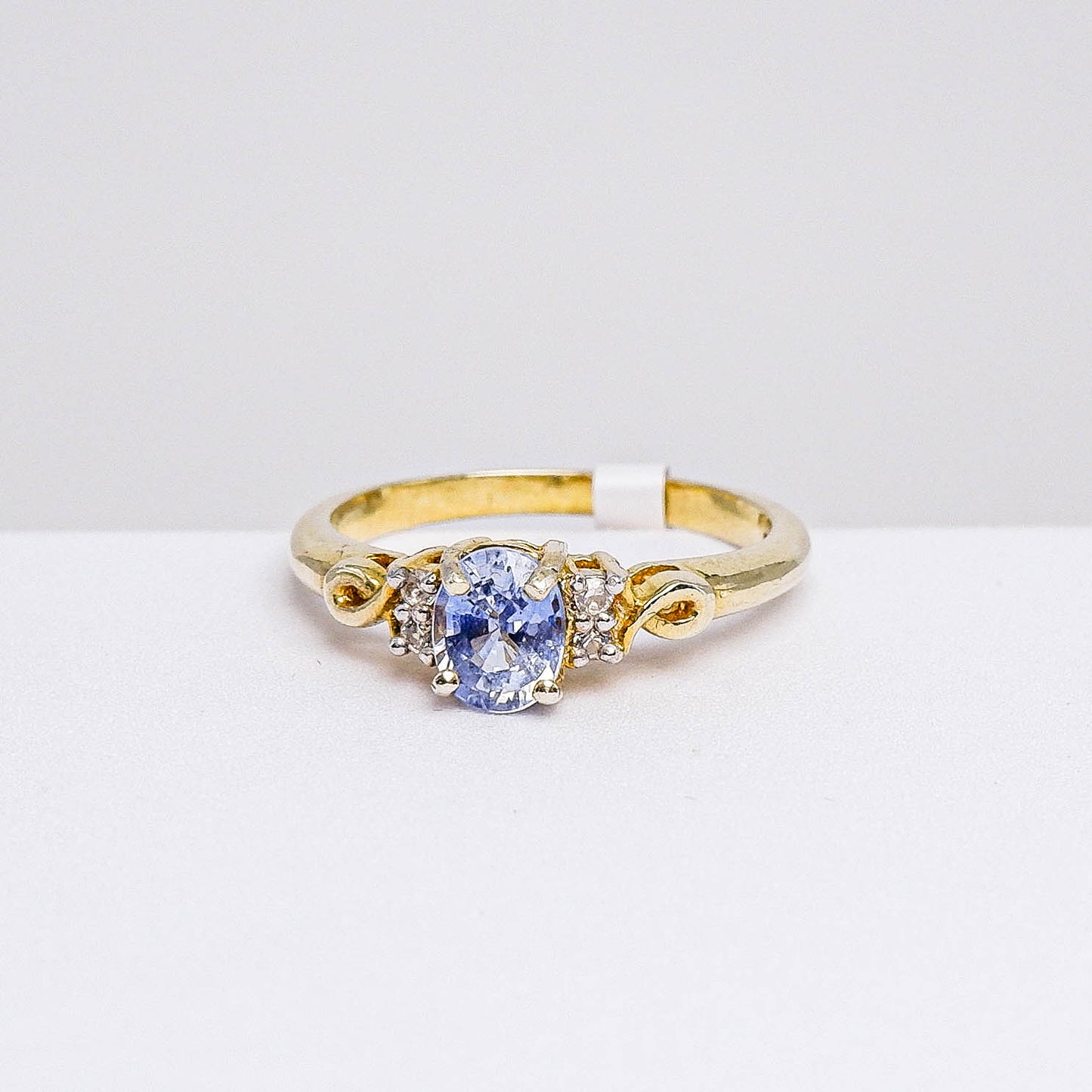 แหวนเงินแท้ 925 ฝังพลอย ซีลอน (Ceylon) + เซอร์คอน (Zircon)