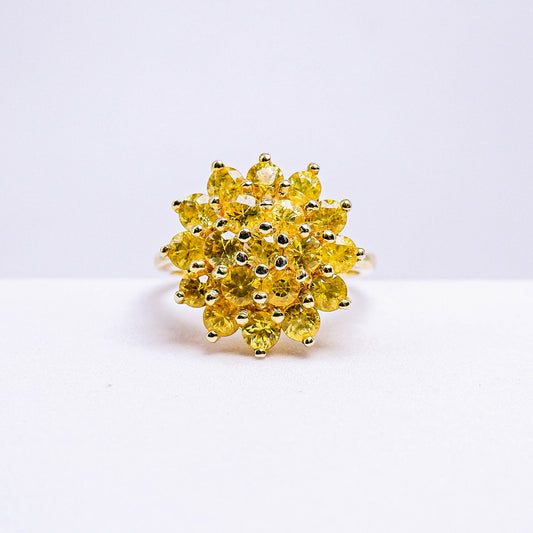 แหวนเงินแท้ 925 ฝังพลอย บุษราคัม (Yellow Sapphire)