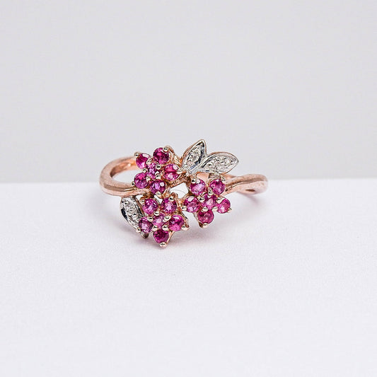 แหวนเงินแท้ 925 ฝังพลอย ทับทิมไทย (Siam Ruby) + เซอร์คอน (Zircon)