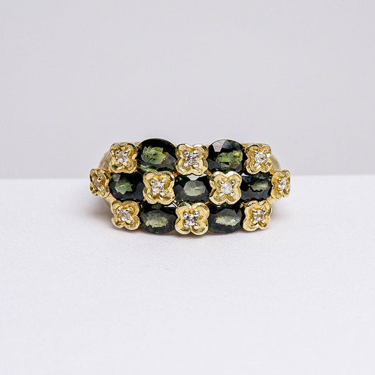 แหวนเงินแท้ 925 ฝังพลอย เขียวส่องบางกะจะ (green Sapphire) + ไวท์โทพาส (whitetopaz)