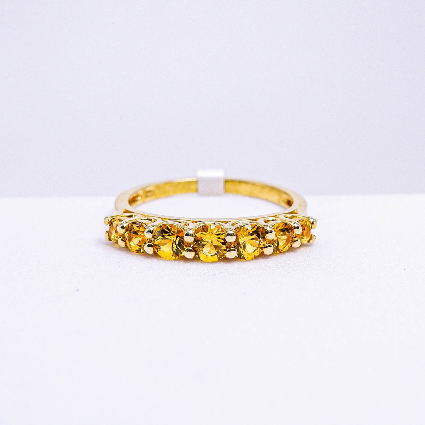 แหวนเงินแท้ 925 ฝังพลอย บุษราคัมบางกะจะ (Yellow Sapphire)