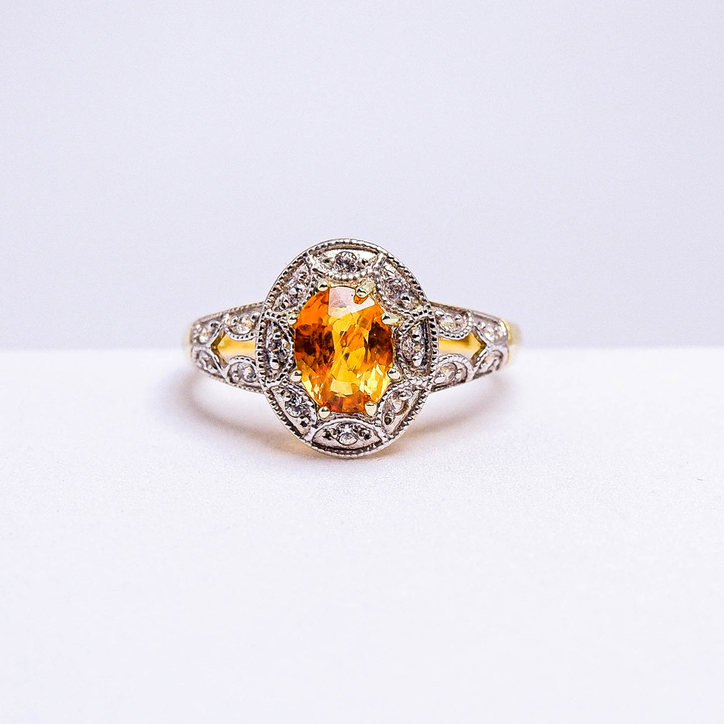 แหวนเงินแท้ 925 ฝังพลอย บุษราคัมบางกะจะ (Yellow Sapphire) + เซอร์คอน (Zircon)