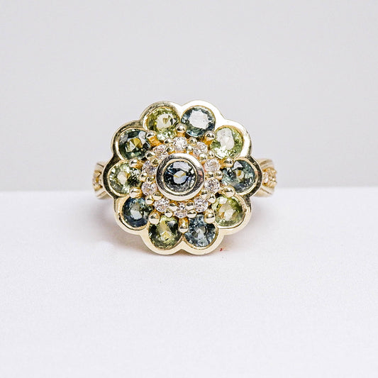 แหวนเงินแท้ 925 ฝังพลอย เขียวส่องบางกะจะ (green Sapphire) + เซอร์คอน (Zircon)