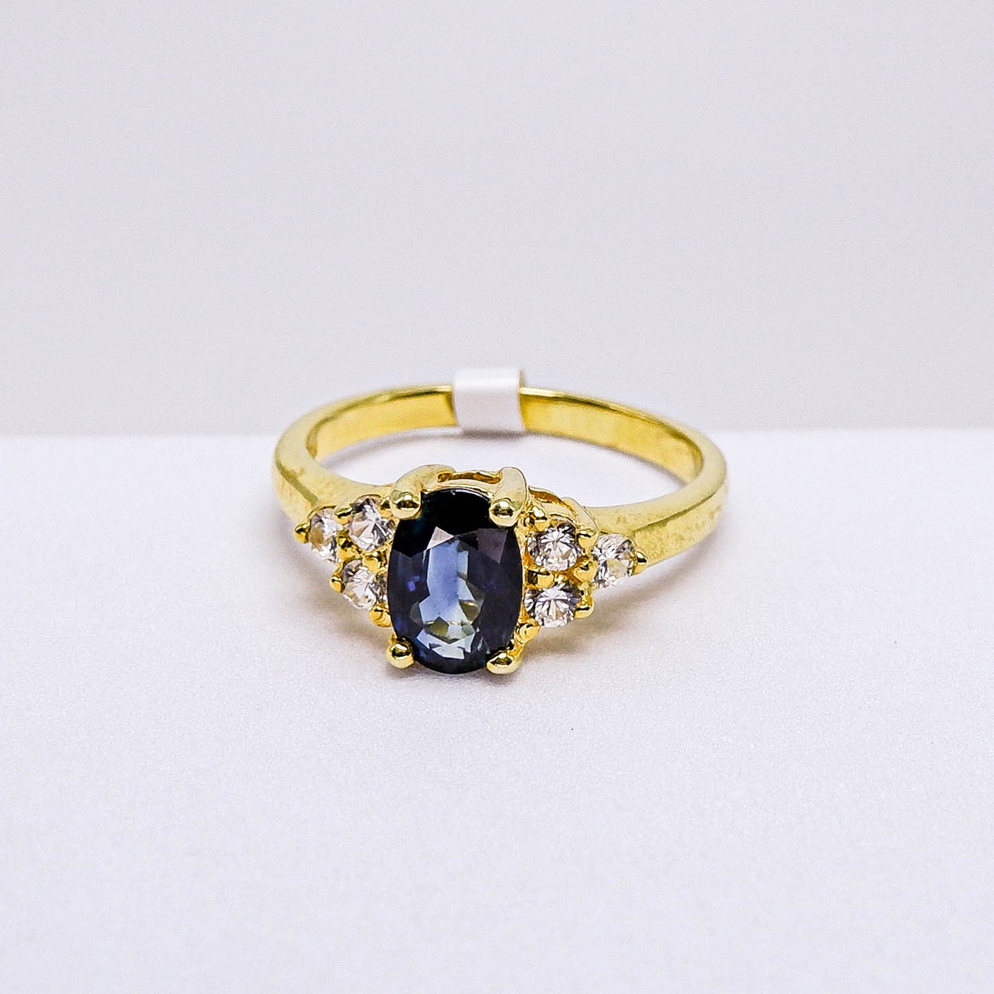 แหวนเงินแท้ 925 ฝังพลอย ไพลินมาดา (Blue Sapphire Madagascar) + เซอร์คอน (Zircon)