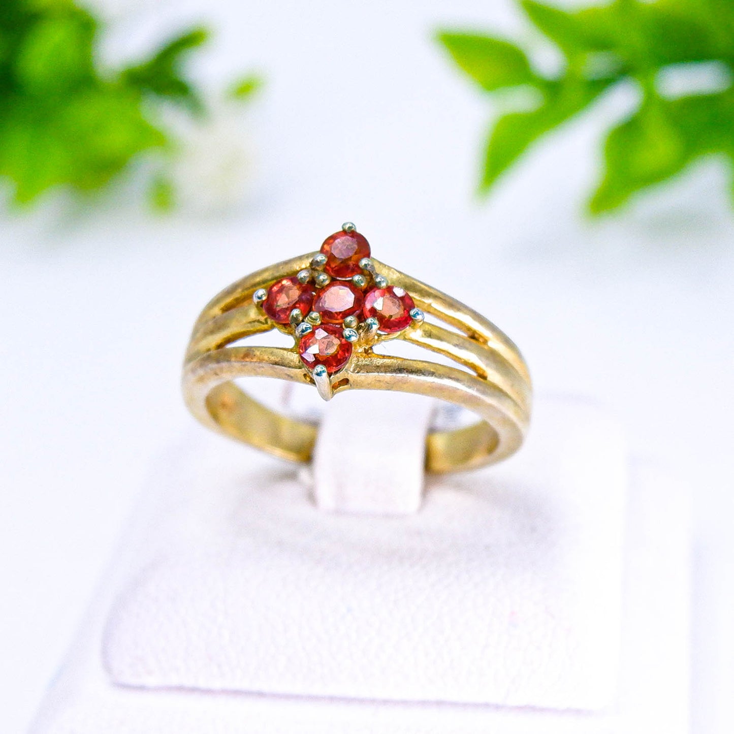 แหวนเงินแท้ 925 ฝังพลอย แซฟไฟร์ (Sapphire)