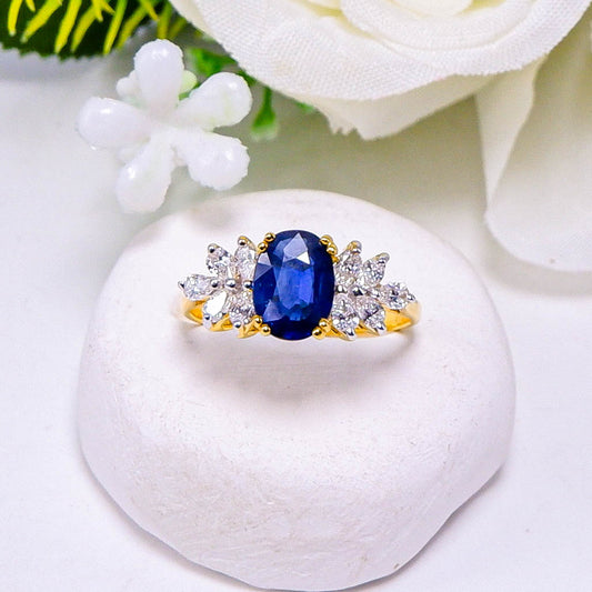 แหวนทอง9K ฝังพลอยไพลิน (Blue sappphire) + เพชร (Diamond)