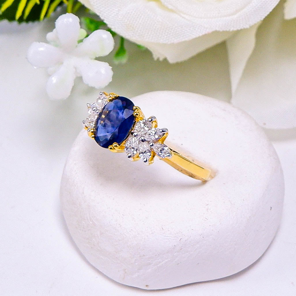 แหวนทอง9K ฝังพลอยไพลิน (Blue sappphire) + เพชร (Diamond)