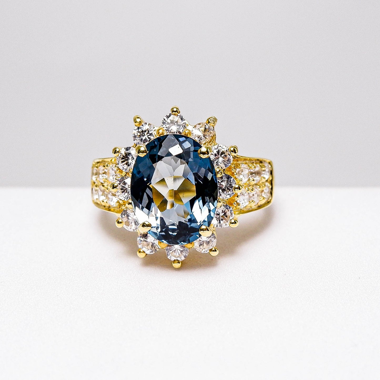 แหวนเงินแท้ 925 ฝังพลอย ลอนดอนบลู (London Blue Topaz) + เซอร์คอน (Zircon)