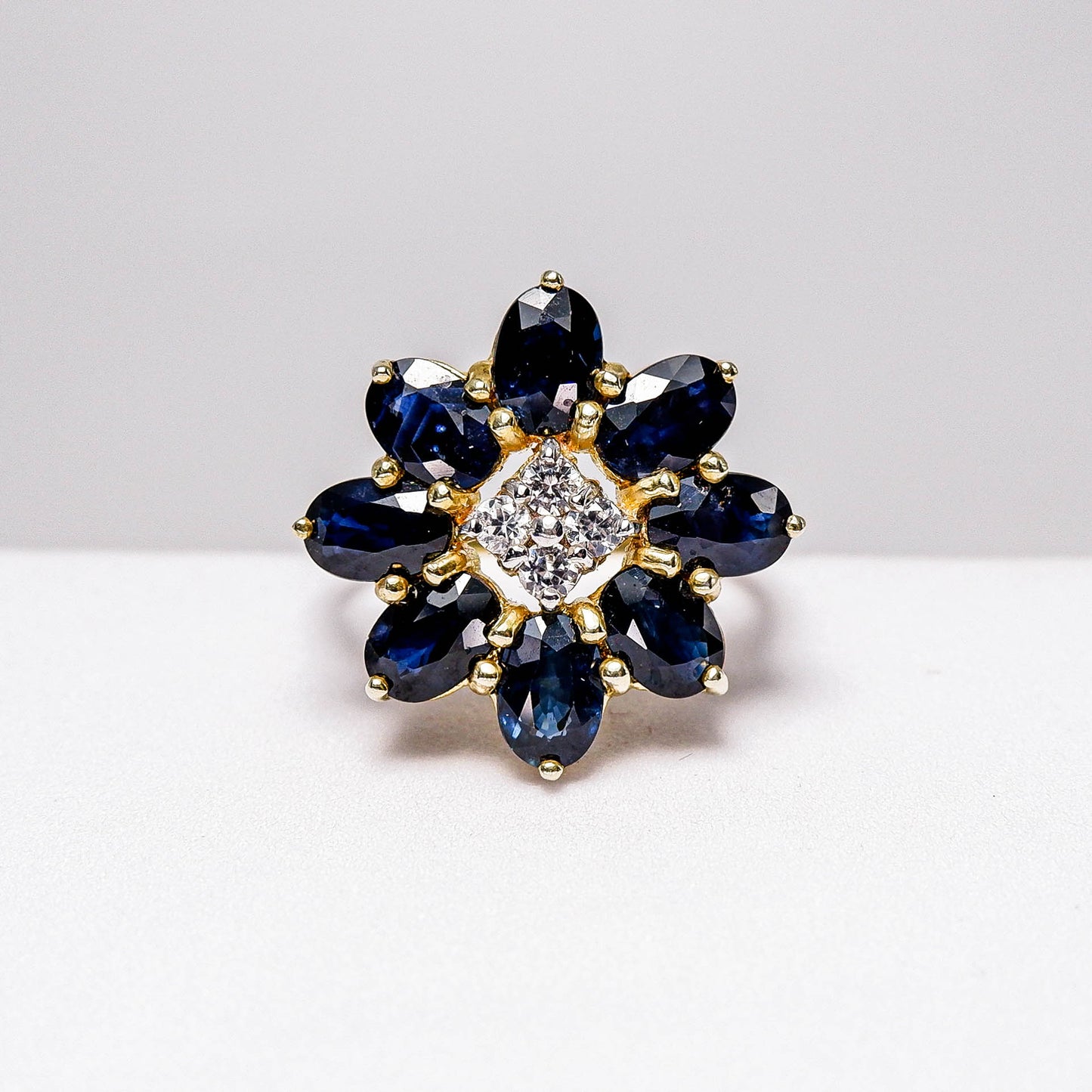 แหวนเงินแท้ 925 ฝังพลอย ไพลิน (Blue Sapphire) + เซอร์คอน (Zircon)