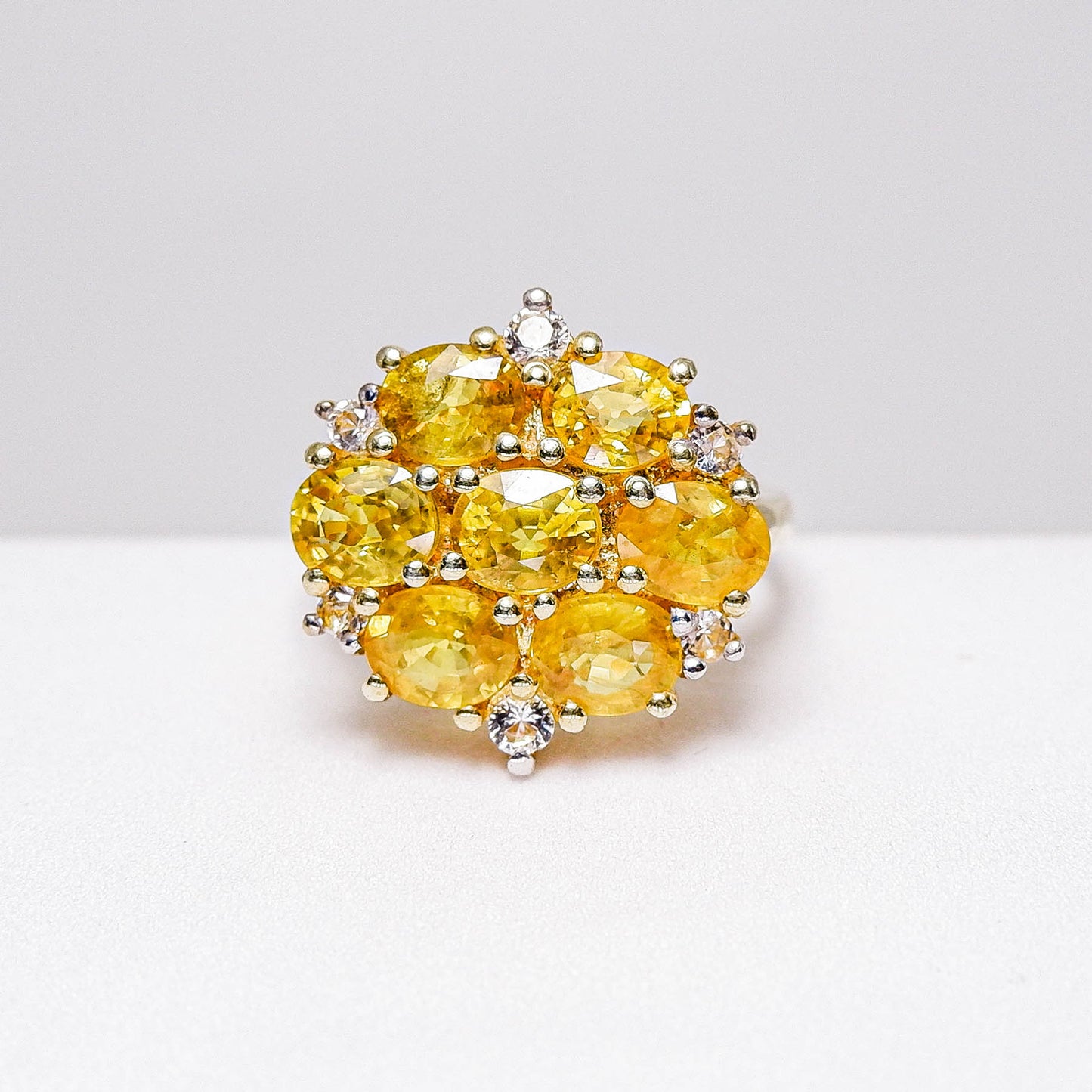 แหวนเงินแท้ 925 ฝังพลอย บุษราคัม (Yellow Sapphire) + ไวท์โทพาส (whitetopaz)