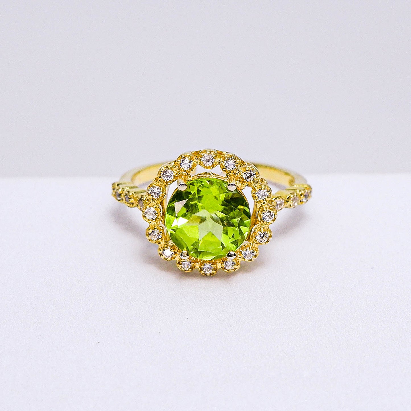 แหวนเงินแท้ 925 ฝังพลอย เพอริดอท (Peridot) + เซอร์คอน (Zircon)