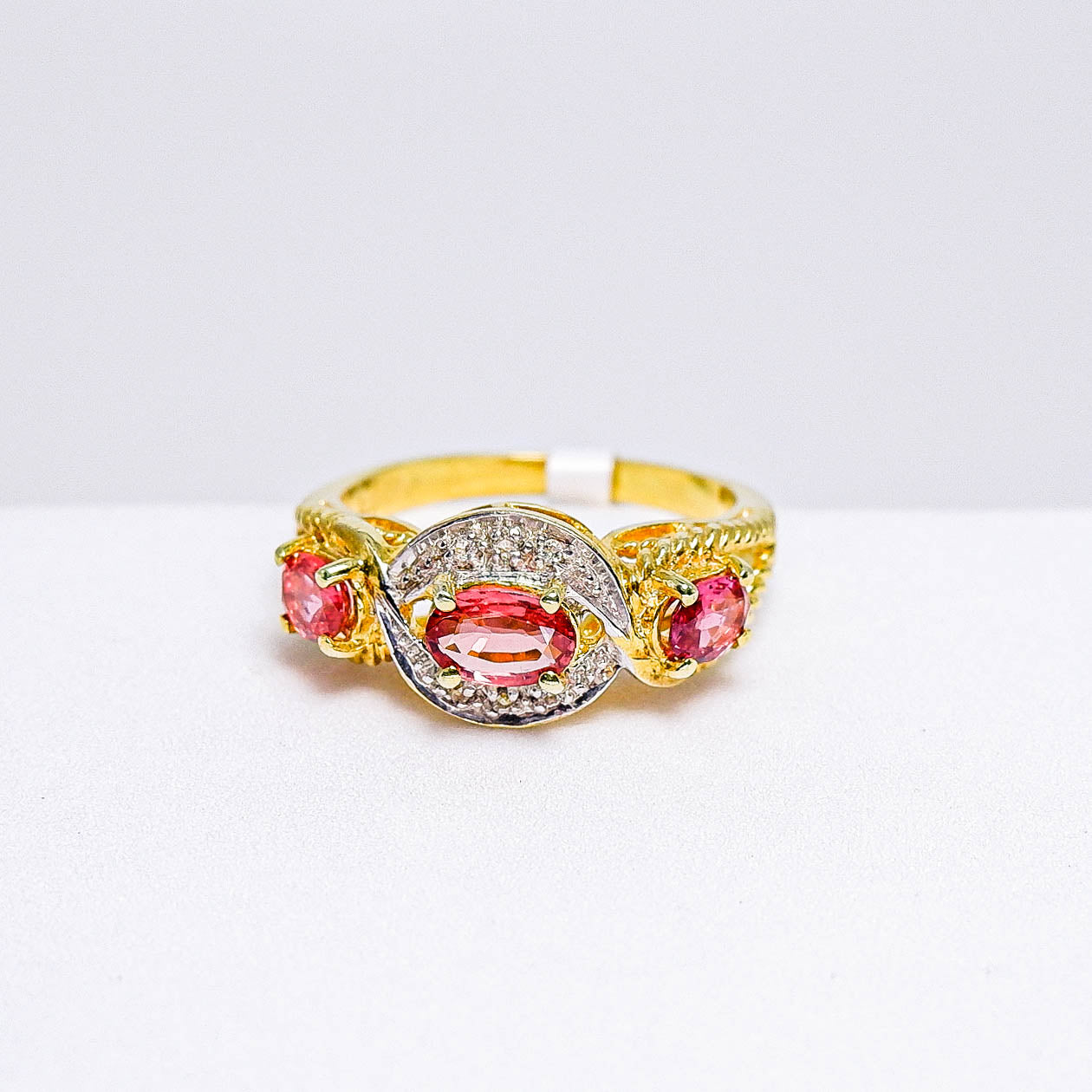 แหวนเงินแท้ 925 ฝังพลอย สปิเนล (Spinel) + ไวท์โทพาส (whitetopaz)