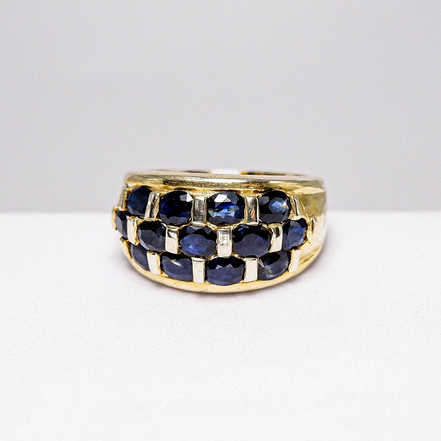 แหวนเงินแท้ 925 ฝังพลอย ไพลิน (Blue Sapphire)