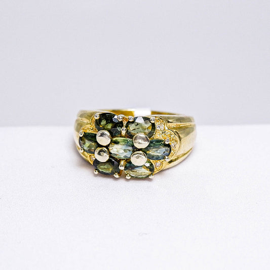 แหวนเงินแท้ 925 ฝังพลอย เขียวส่องบางกะจะ (greensapphire) + เซอร์คอน (Zircon)