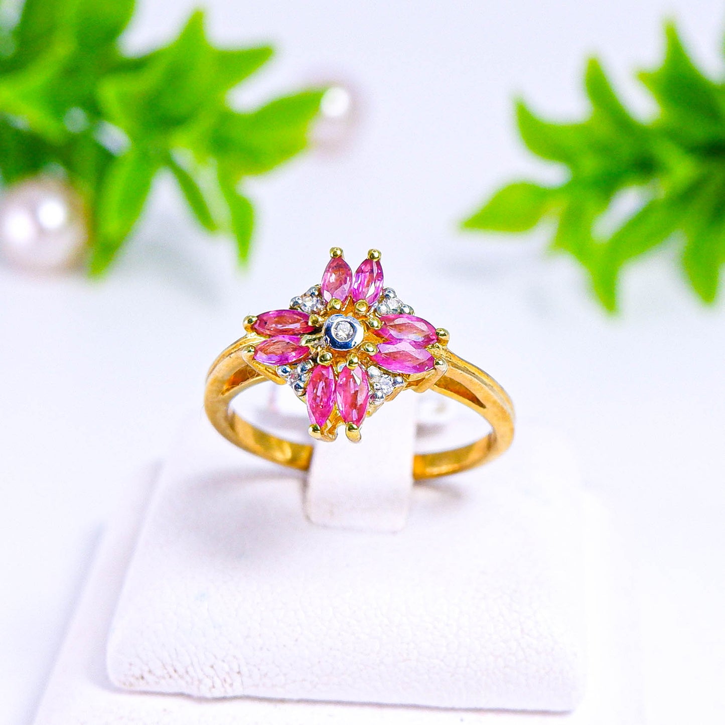 แหวนเงินแท้ 925 ฝังพลอย ทับทิมไทย (Siam Ruby) + เซอร์คอน (Zircon)