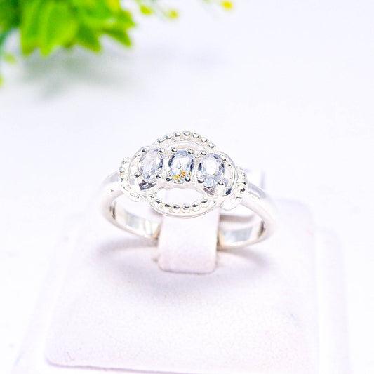 แหวนเงินแท้ 925 ฝังพลอย แซฟไฟร์ (Sapphire)