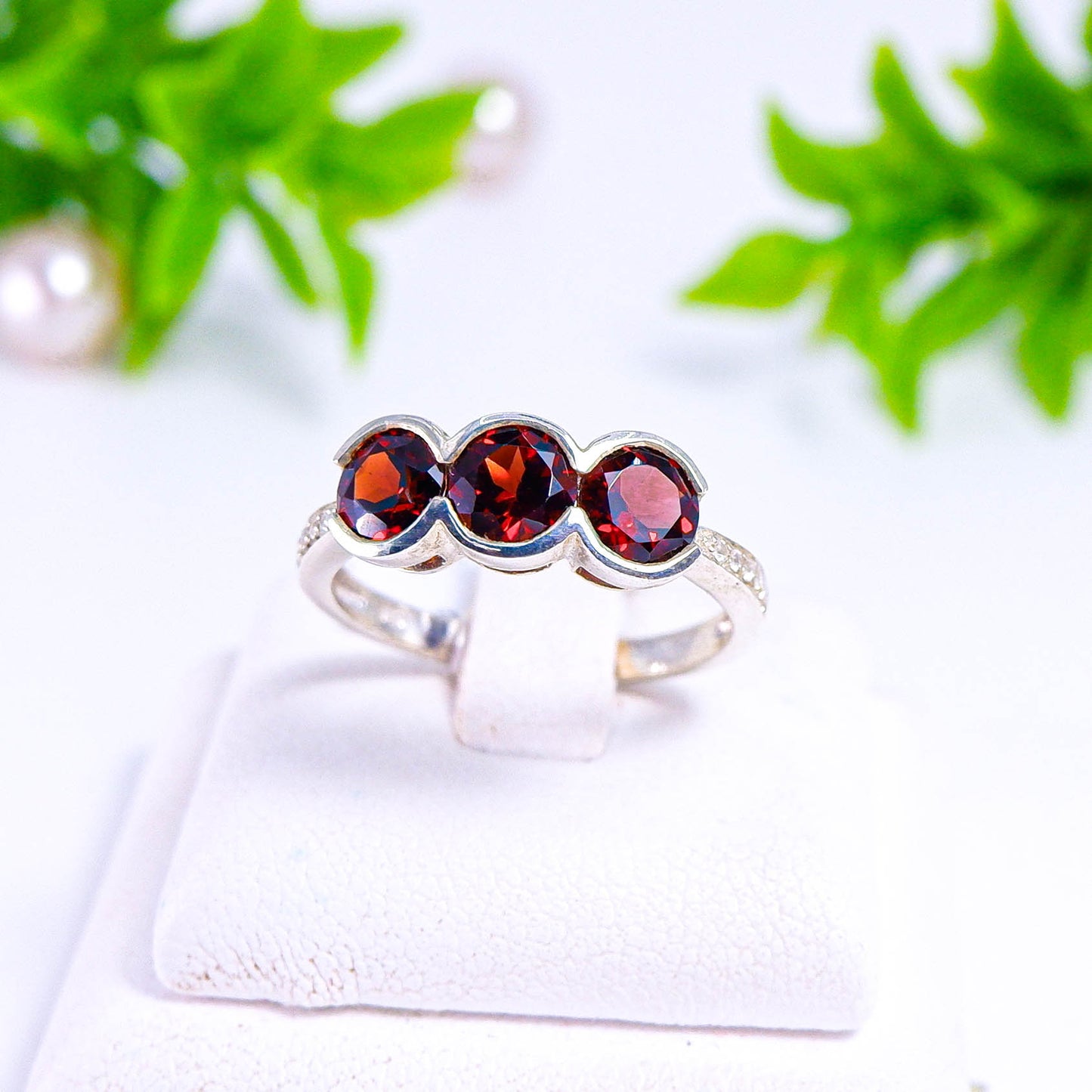 แหวนเงินแท้ 925 ฝังพลอย โกเมน (Garnet) + เซอร์คอน (Zircon)
