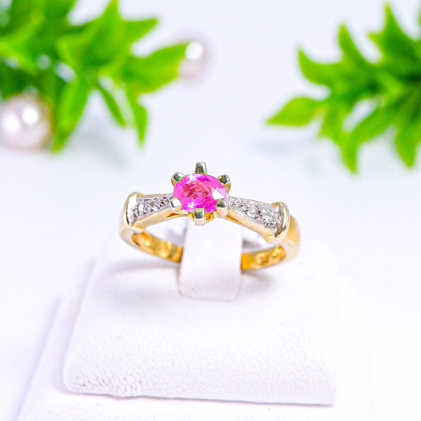 แหวนเงินแท้ 925 ฝังพลอย ทับทิมไทย (Siam Ruby) + เซอร์คอน (Zircon)