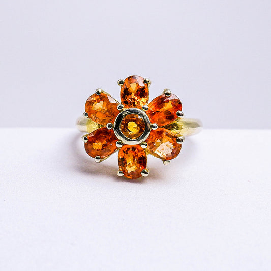 แหวนเงินแท้ 925 ฝังพลอย สเปสซาไทท์ (Spessartite Garnet) + แซฟไฟร์ (Sapphire)