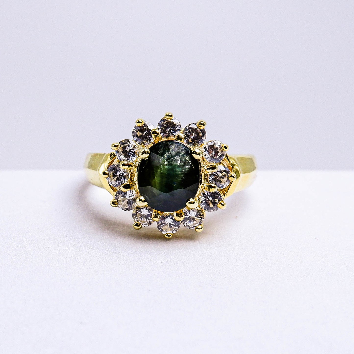 แหวนเงินแท้ 925 ฝังพลอย เขียวส่อง (green Sapphire) + เซอร์คอน (Zircon)