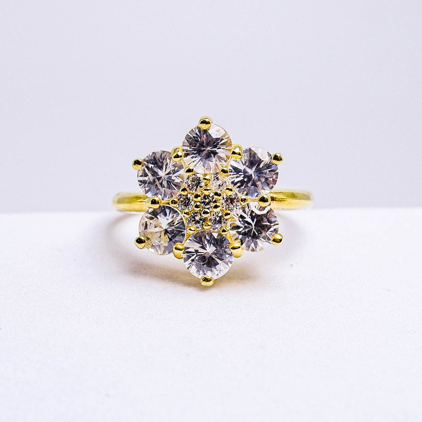 แหวนเงินแท้ 925 ฝังพลอย เพทายขาว (White Zircon) + เซอร์คอน (Zircon)
