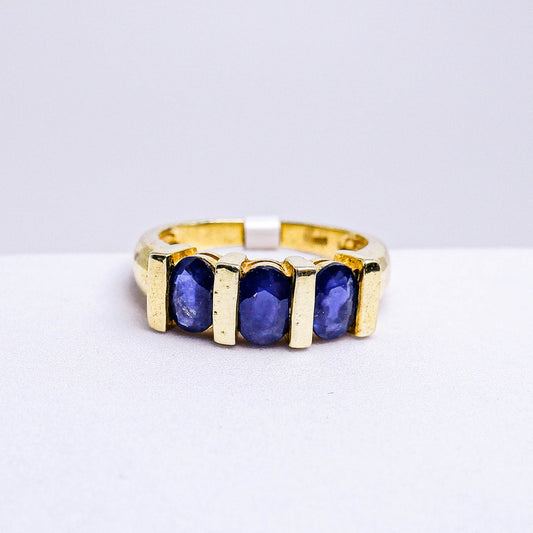 แหวนเงินแท้ 925 ฝังพลอย ไพลิน (Blue Sapphire)