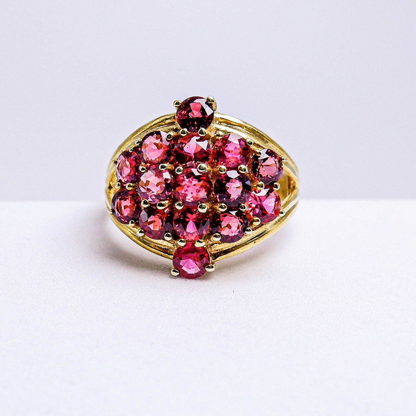 แหวนเงินแท้ 925 ฝังพลอย สปิเนล (Spinel)