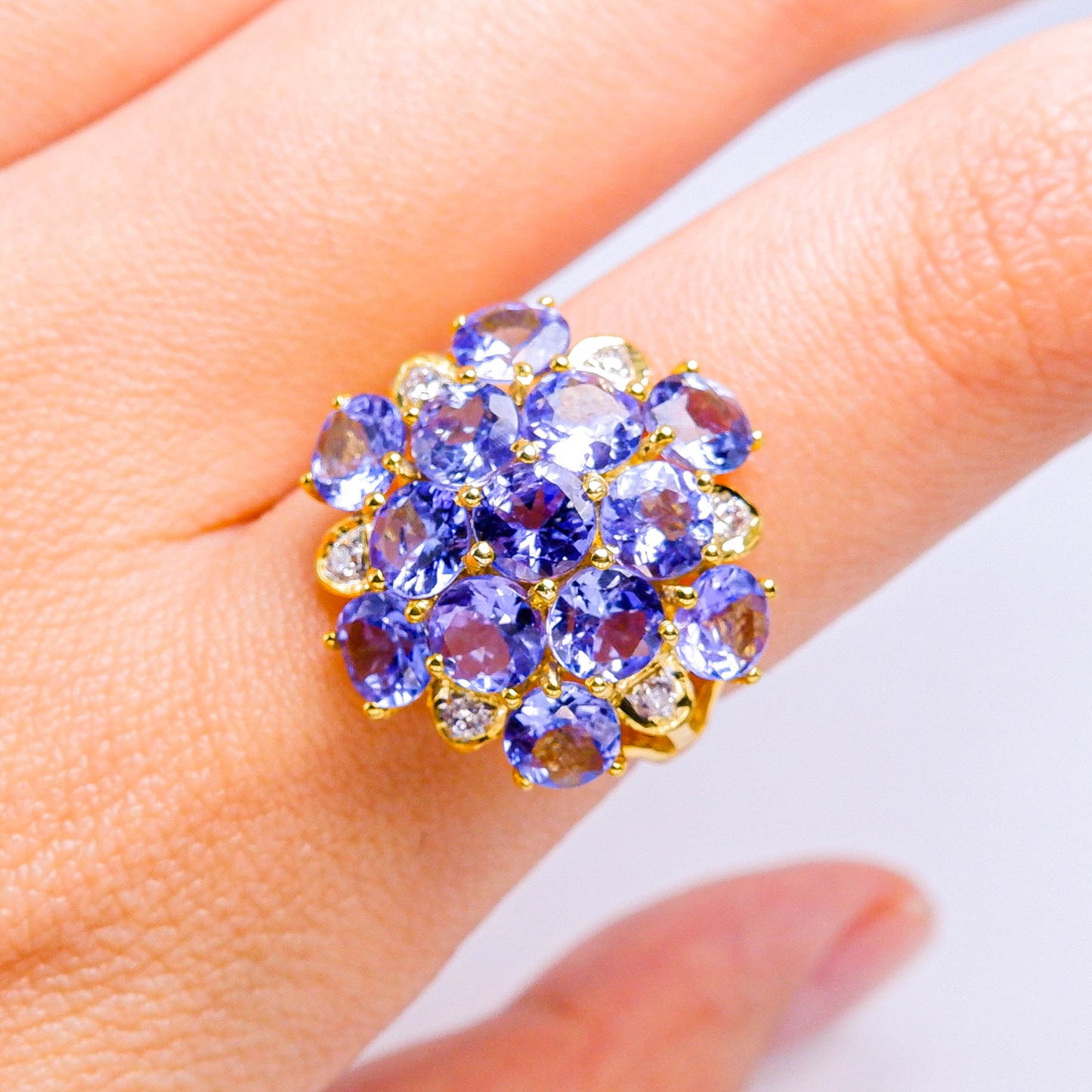 แหวนทอง9K ฝังพลอย แทนซาไนท์ (Tanzanite) + เพชร (Diamond)