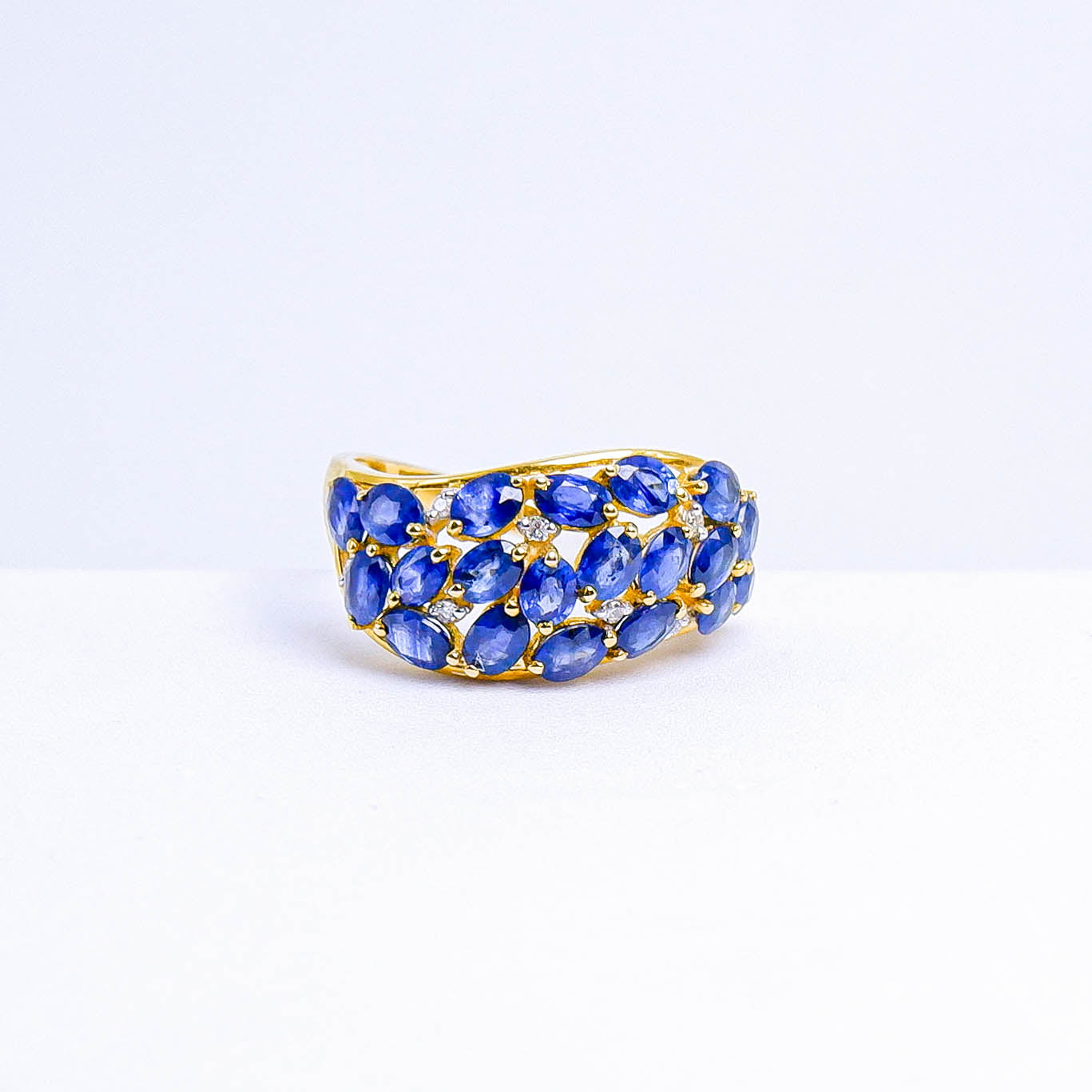 แหวนทอง9K ฝังพลอย ไพลิน (Blue Sapphire) + เพชร (Diamond)
