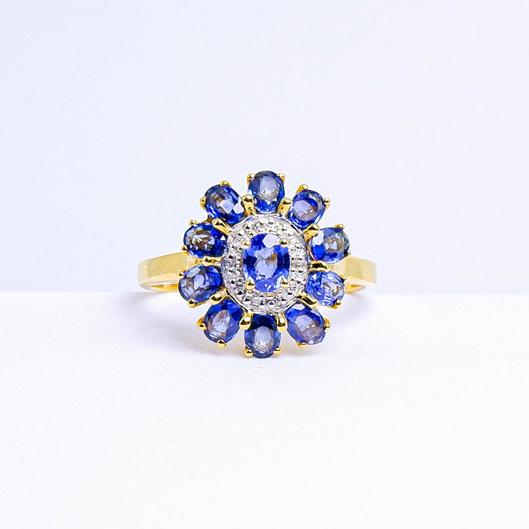 แหวนทอง9K ฝังพลอย ไพลิน (Blue Sapphire) + เพชร (Diamond)
