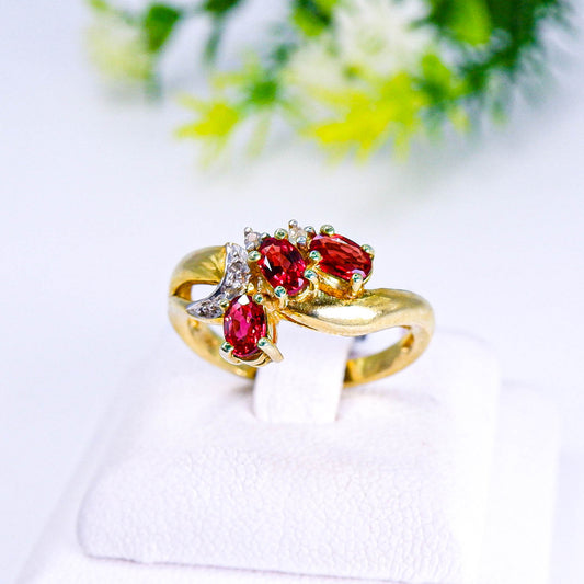 แหวนเงินแท้ 925 ฝังพลอย ออเร้นจ์แซฟไฟร์ (Orange Sapphire) + ไวท์โทพาส (whitetopaz)