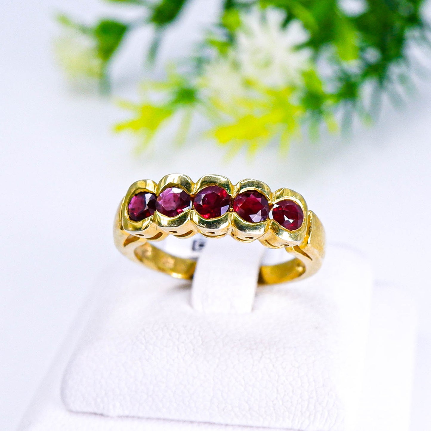 แหวนเงินแท้ 925 ฝังพลอย ทับทิมไทย (Siam Ruby)