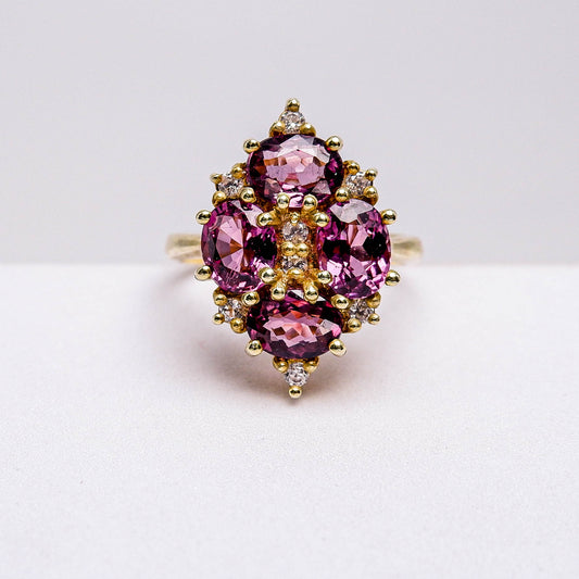 แหวนเงินแท้ 925 ฝังพลอย โรโดไลท์ (Rhodolite) + เซอร์คอน (Zircon)