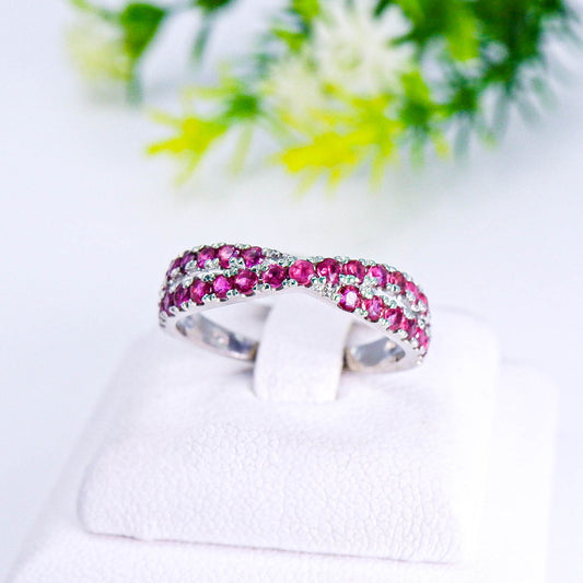 แหวนเงินแท้ 925 ฝังพลอย ทับทิมไทย (Siam Ruby)
