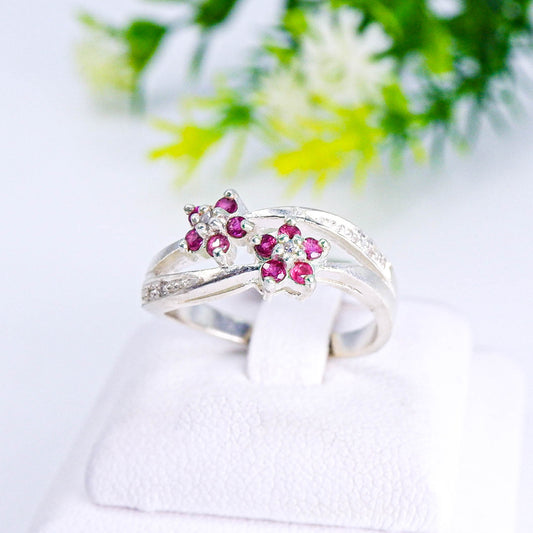 แหวนเงินแท้ 925 ฝังพลอย ทับทิมไทย (Siam Ruby) + เซอร์คอน (Zircon)