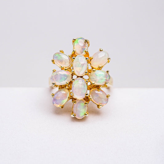 แหวนเงินแท้ 925 ฝังพลอย ไวท์โอปอล (White Opal)