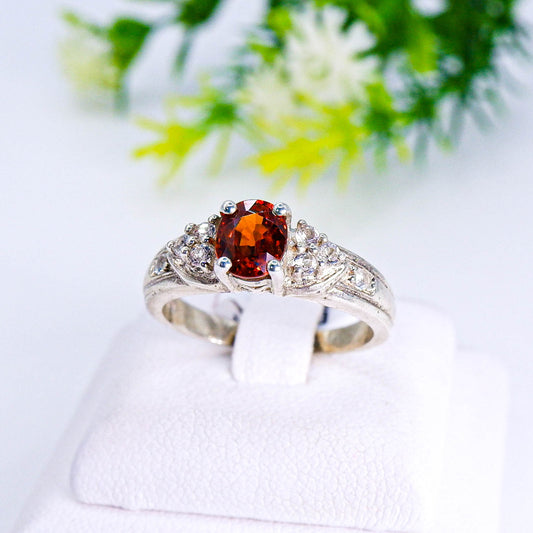 แหวนเงินแท้ 925 ฝังพลอย สเปซซาไทต์ (Spessartite Garnet) + ไวท์โทพาส (whitetopaz)