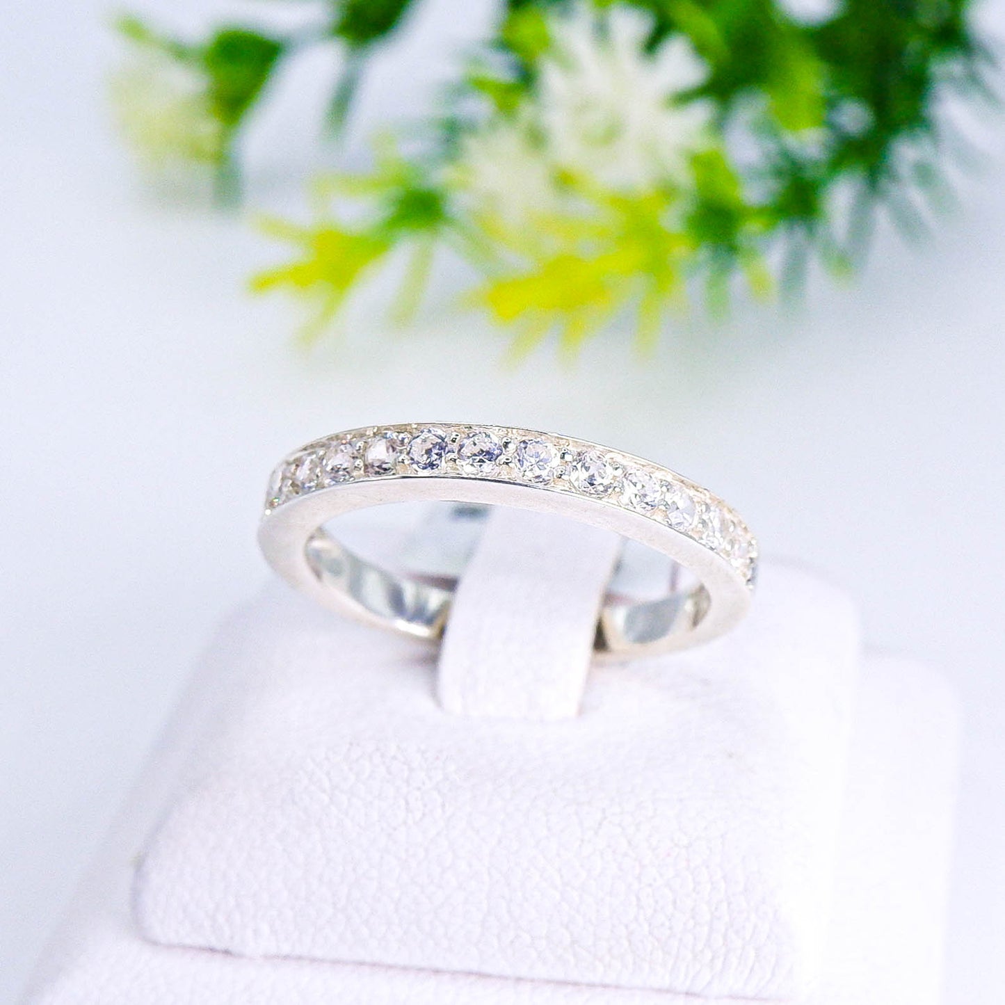 แหวนเงินแท้ 925 ฝังพลอย ไวท์เซอร์คอน (White Zircon )