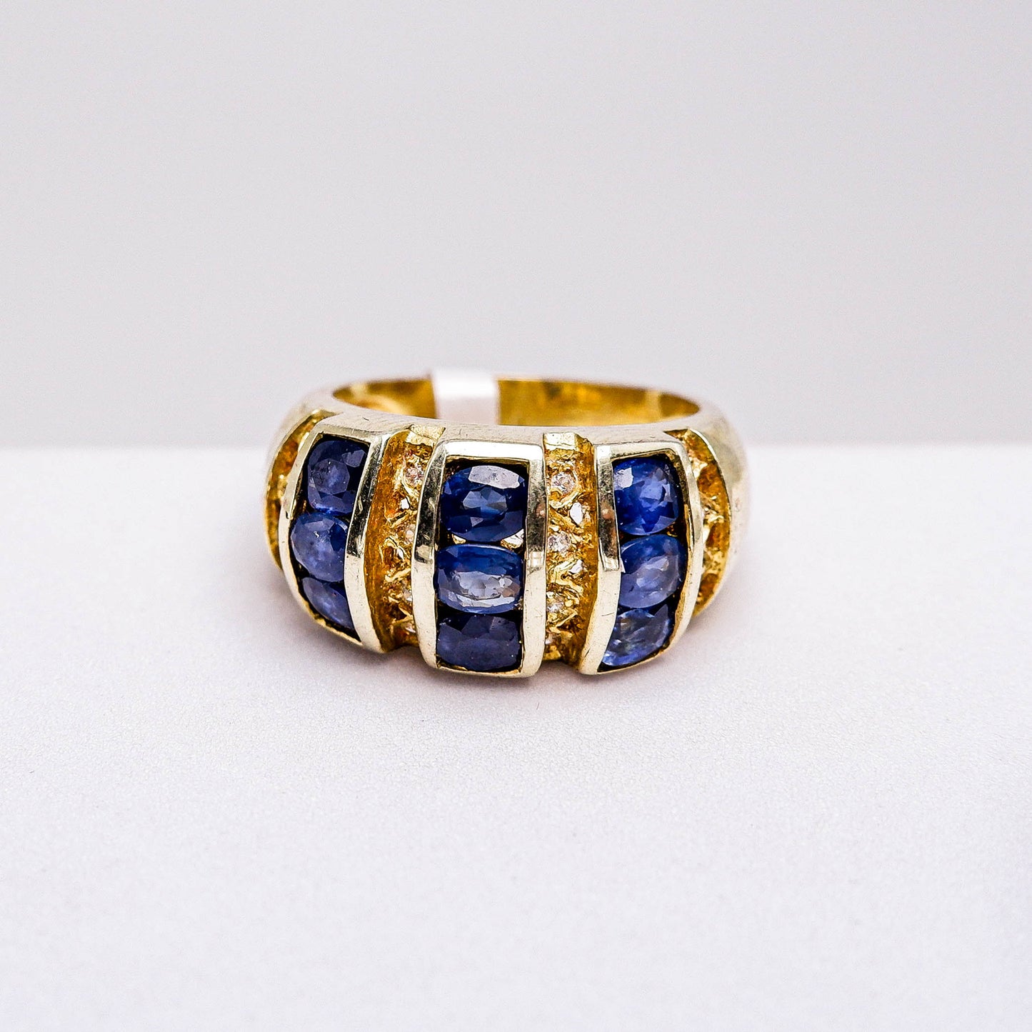 แหวนเงินแท้ 925 ฝังพลอย ไพลิน (Blue Sapphire)