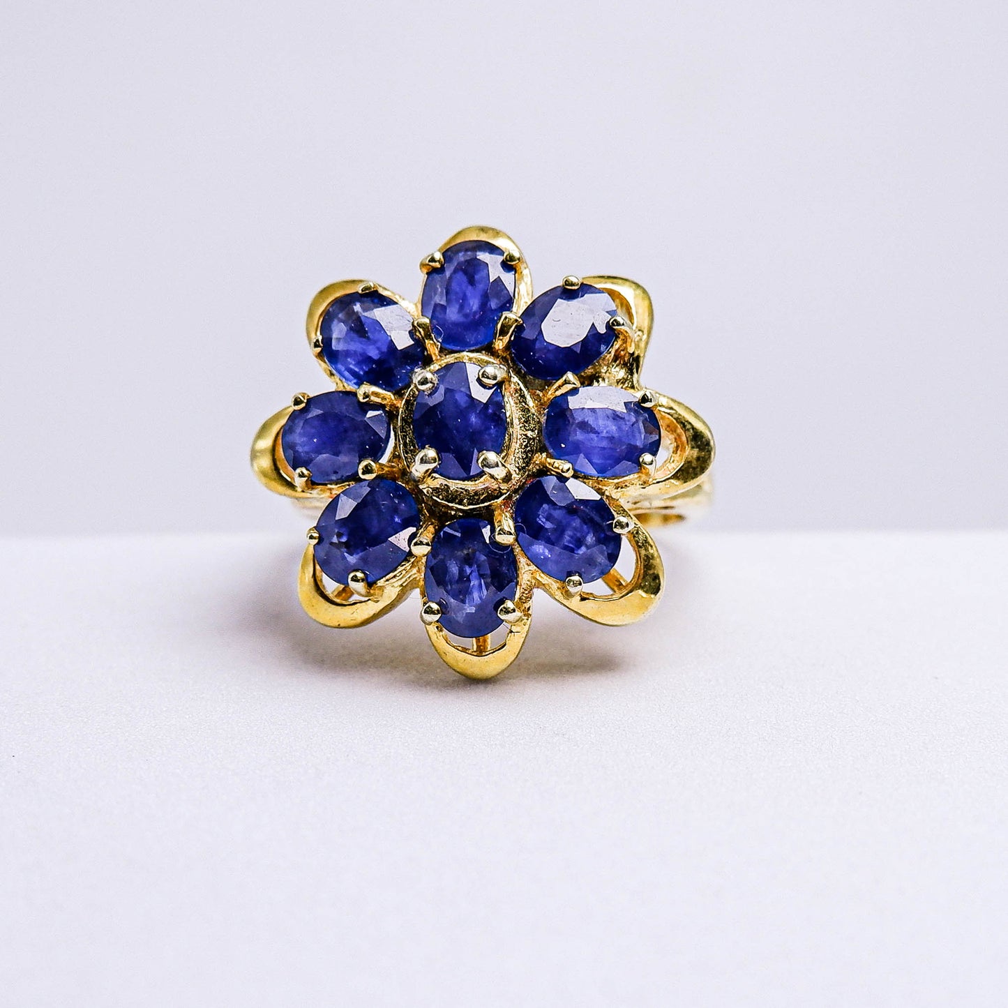 แหวนเงินแท้ 925 ฝังพลอย ไพลิน (Blue Sapphire)