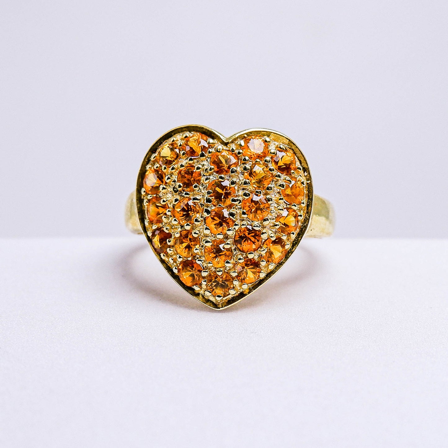 แหวนเงินแท้ 925 ฝังพลอย บุษราคัม (Yellow Sapphire)