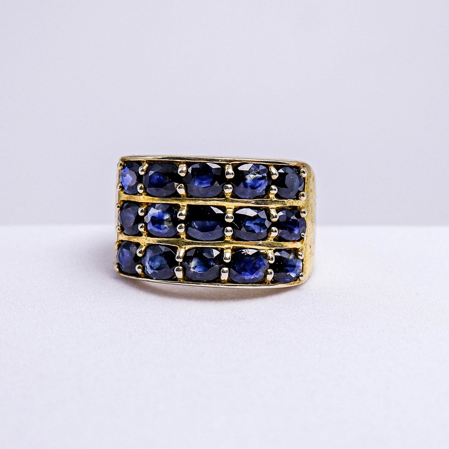 แหวนเงินแท้ 925 ฝังพลอย ไพลิน (Blue Sapphire)