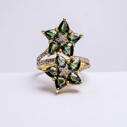 แหวนเงินแท้ 925 ฝังพลอย เขียวส่อง (green Sapphire) + เซอร์คอน (Zircon)
