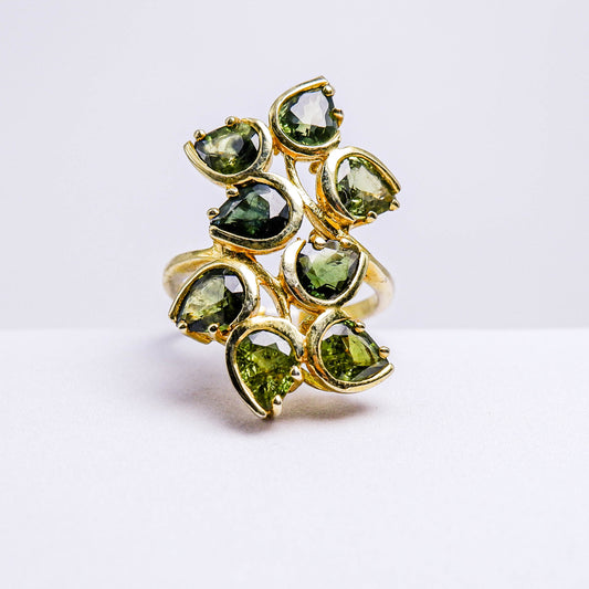 แหวนเงินแท้ 925 ฝังพลอย เขียวส่องบางกะจะ (green Sapphire)